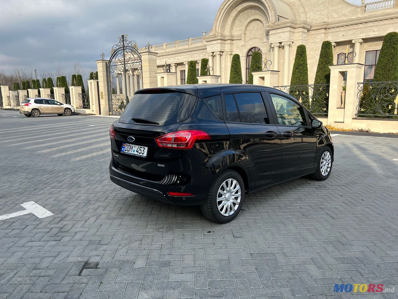 2013' Ford B-MAX photo #4