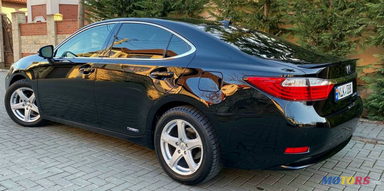 2013' Lexus Es Series photo #4