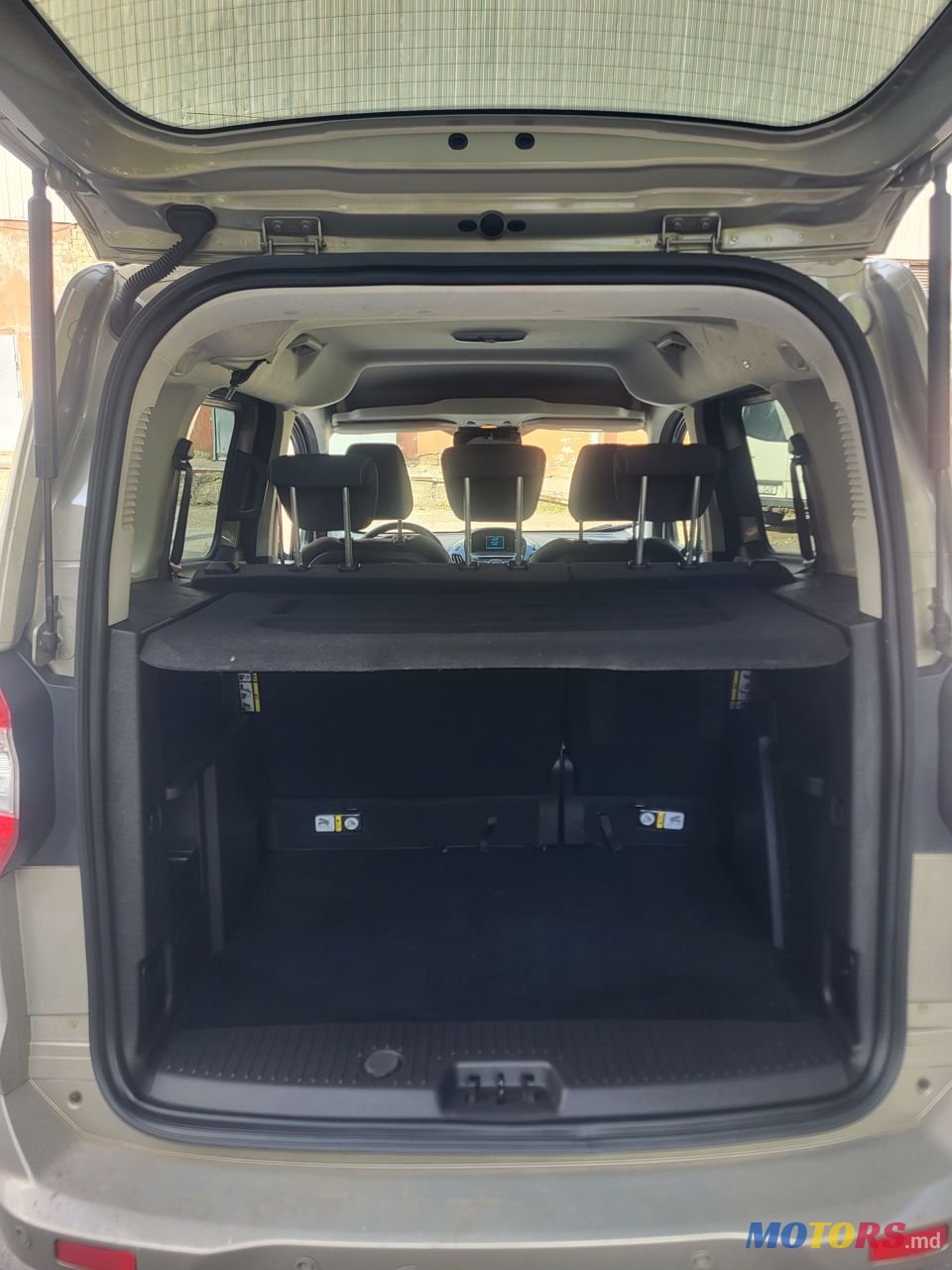 2016' Ford Tourneo Courier photo #4