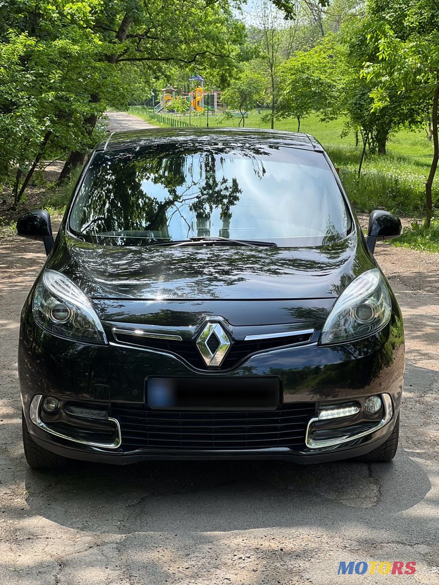 2016' Renault Scenic photo #2