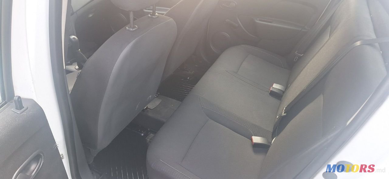 2019' Dacia Logan photo #6