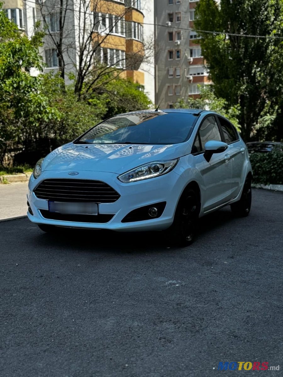 2015' Ford Fiesta photo #5