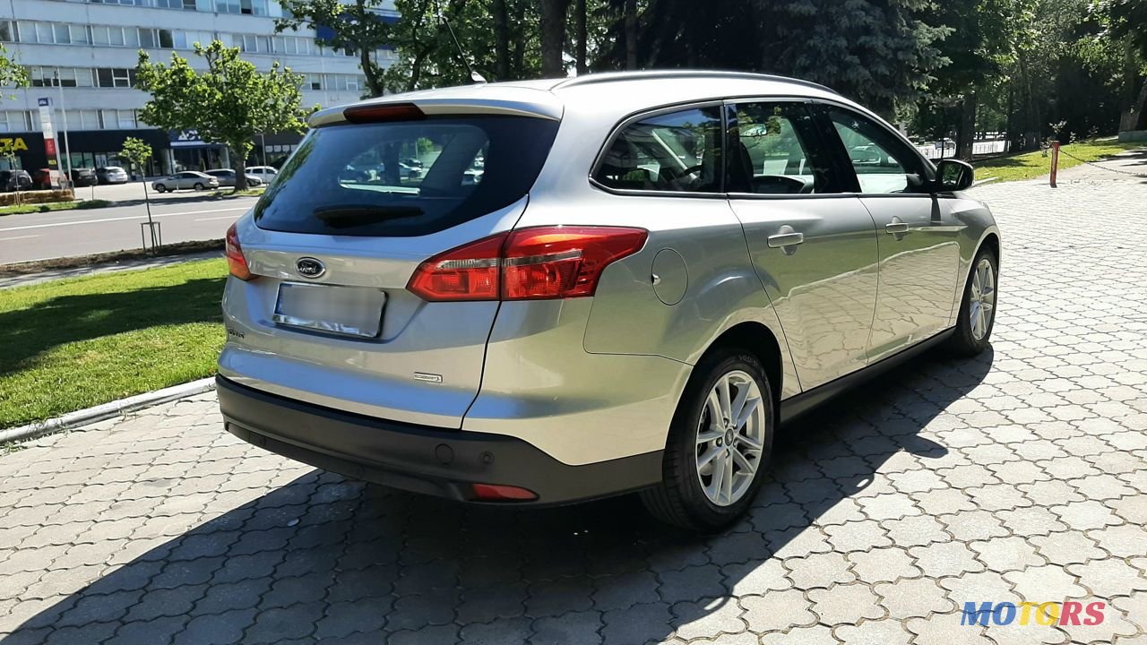 2017' Ford Focus photo #4