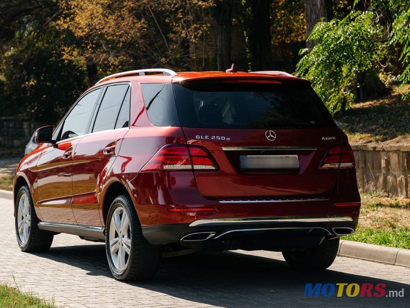 2016' Mercedes-Benz GLE photo #4