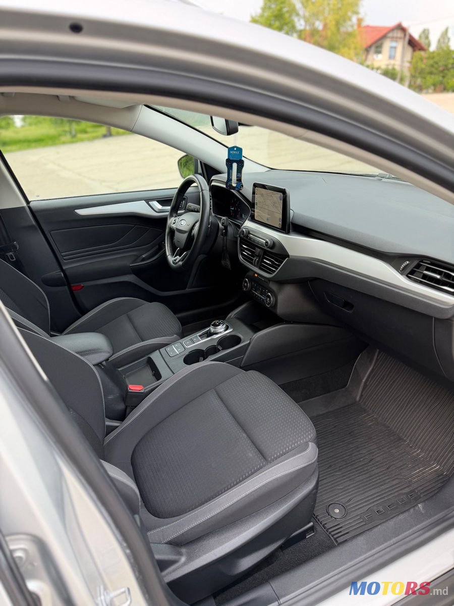 2018' Ford Focus photo #4