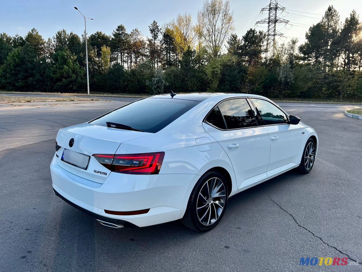 2015' Skoda Superb photo #4