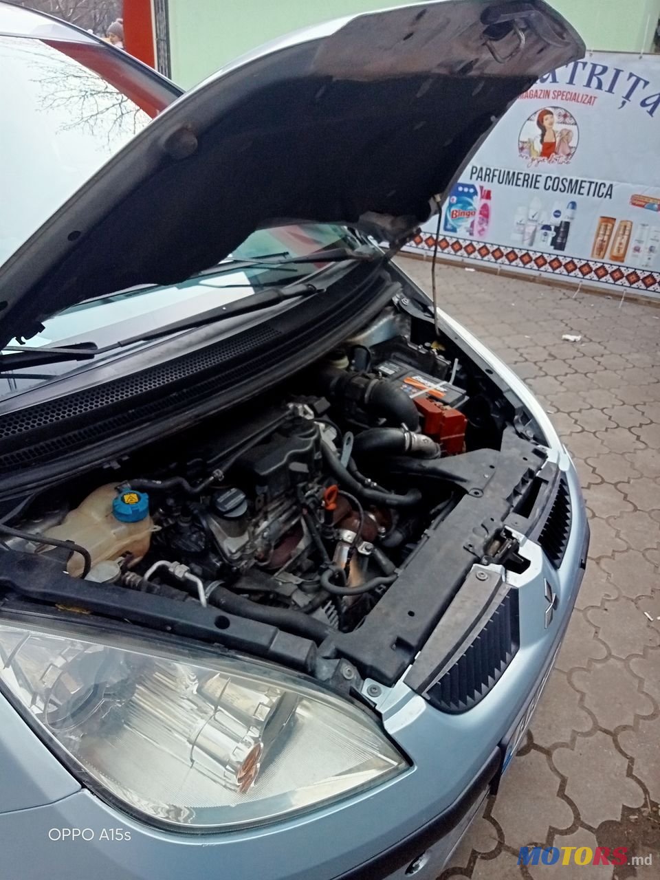 2005' Mitsubishi Colt photo #4