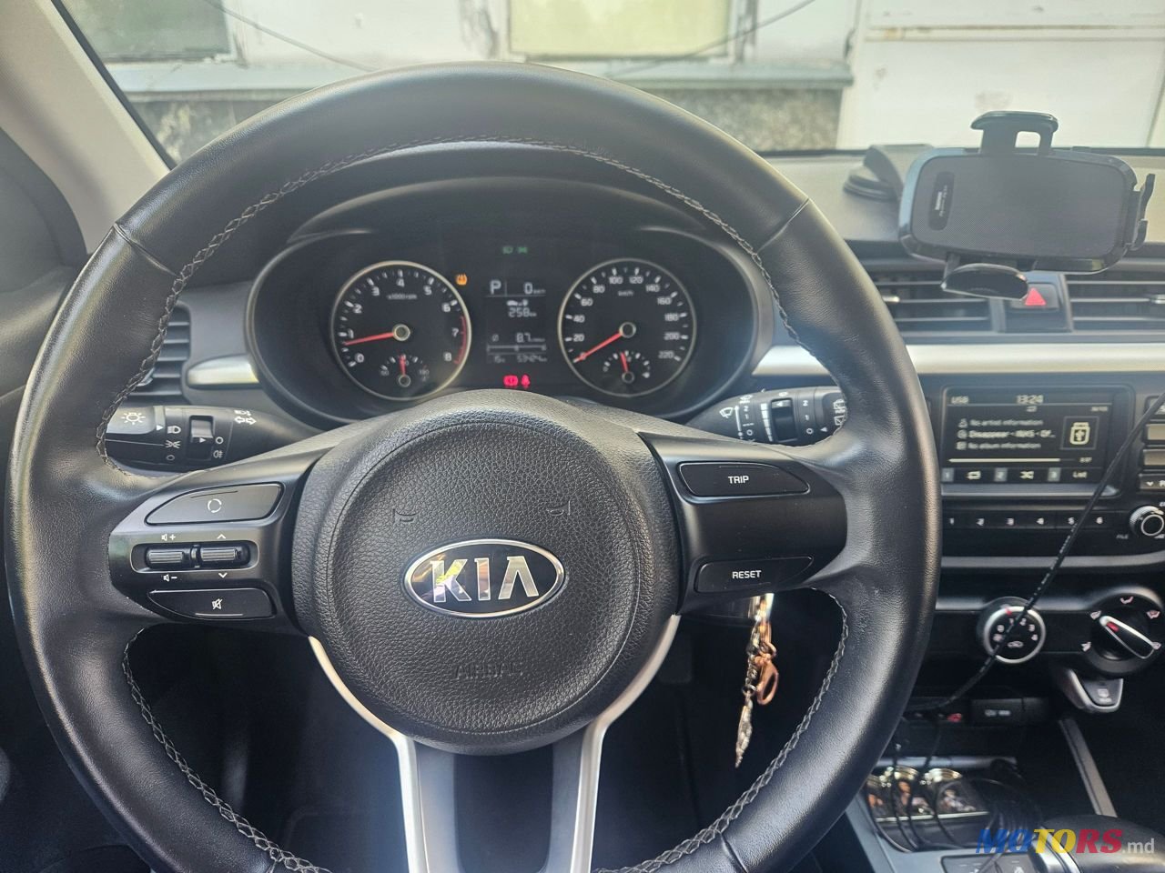 2020' Kia Rio X-Line photo #2