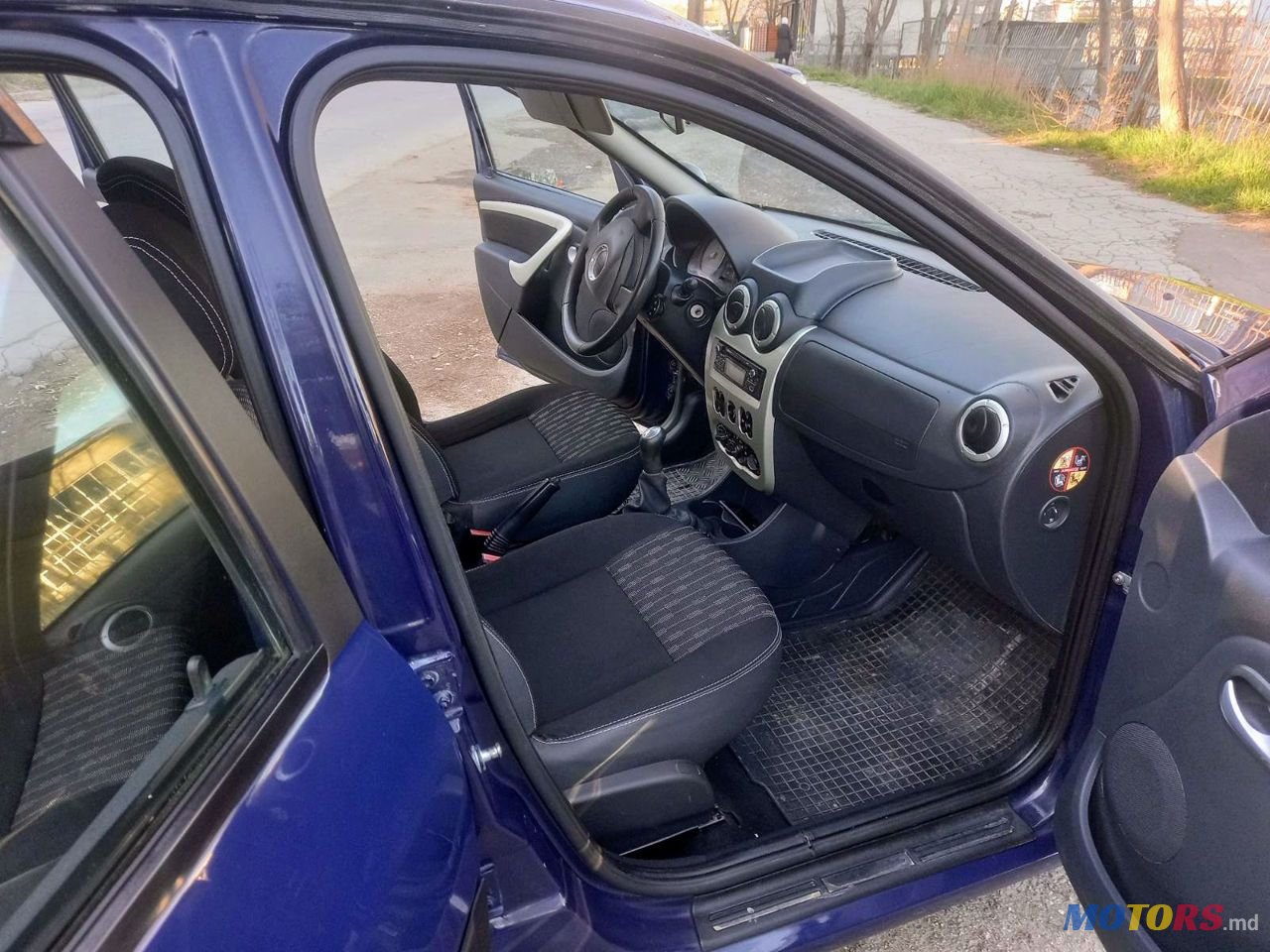 2012' Dacia Logan Mcv photo #4