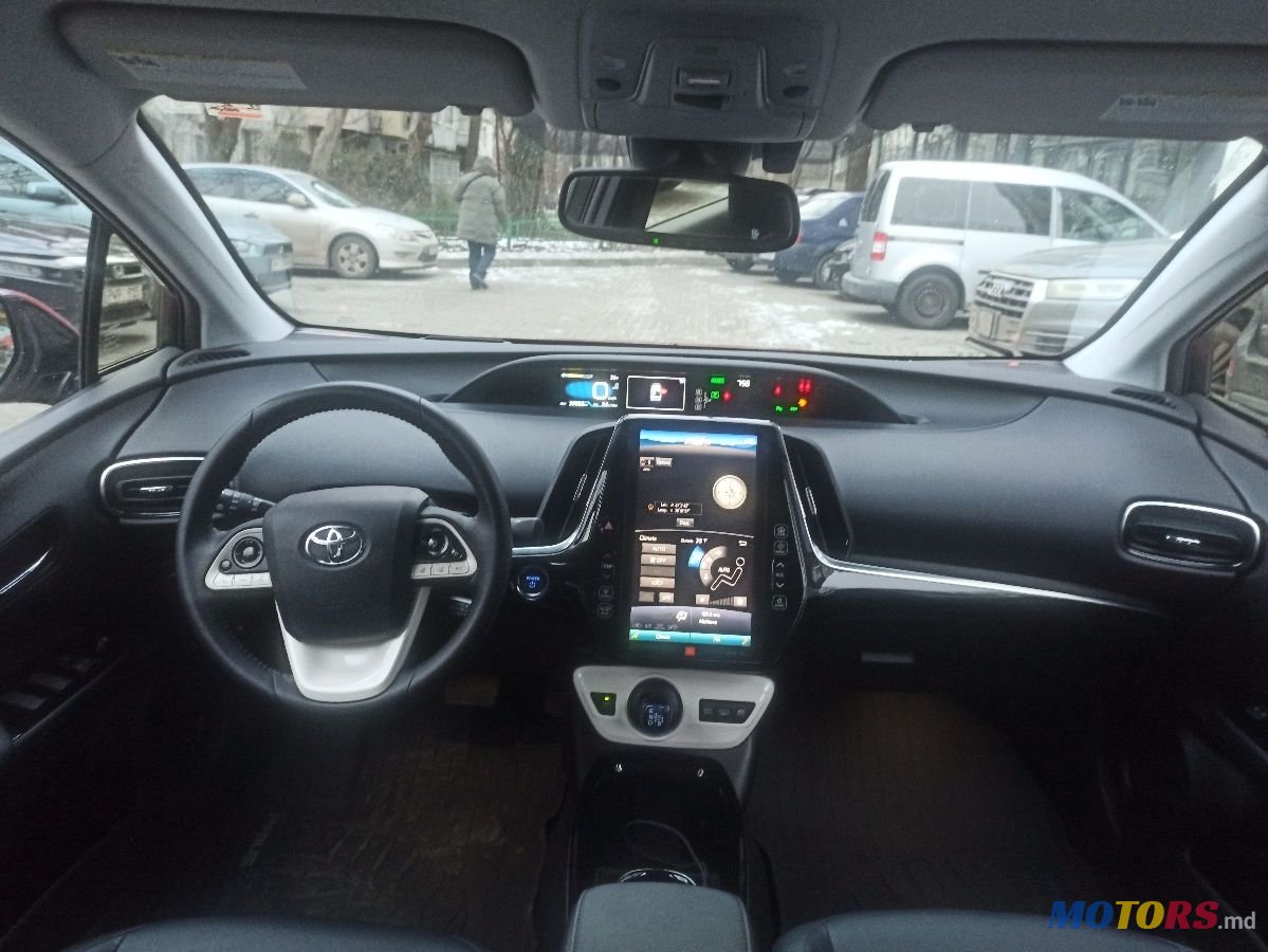 2019' Toyota Prius photo #6