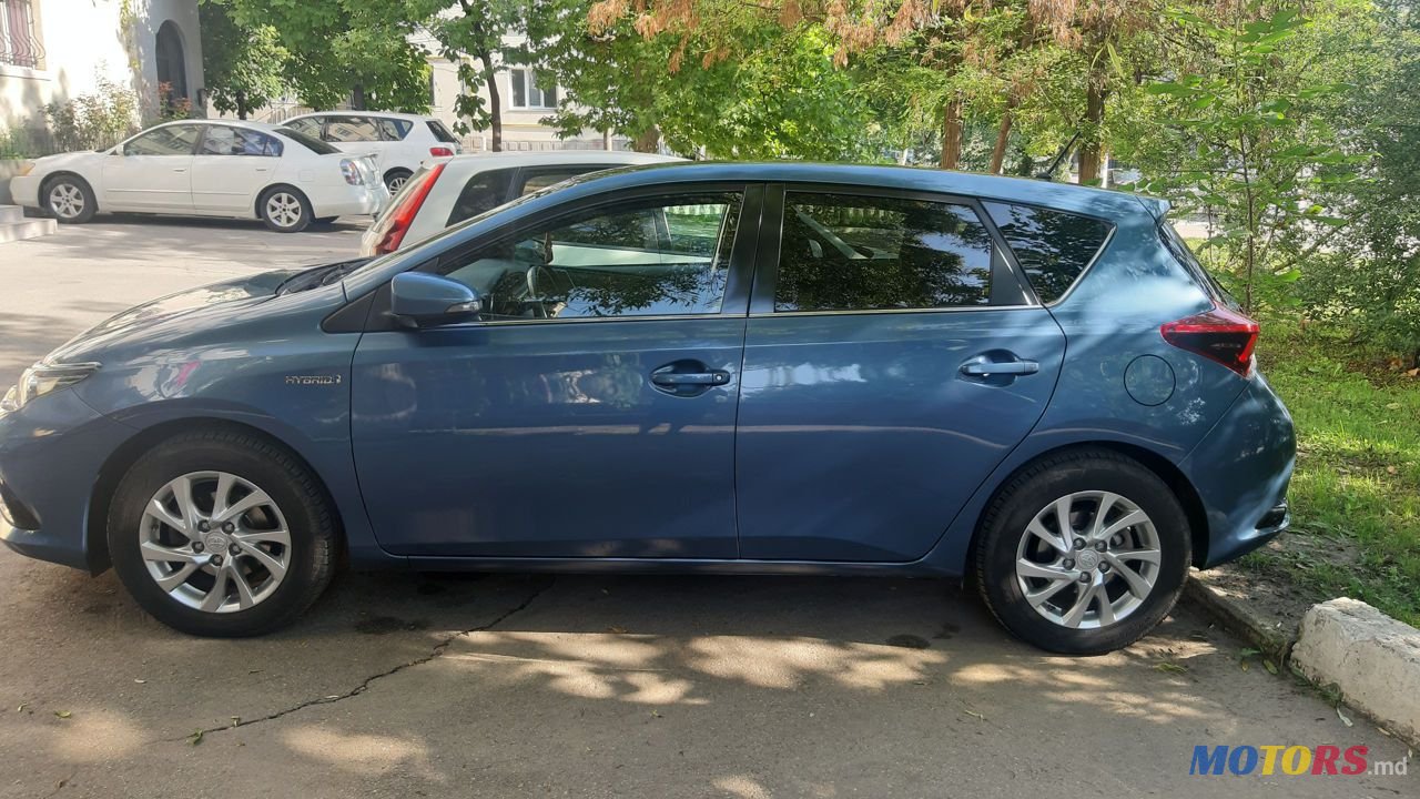 2015' Toyota Auris photo #5