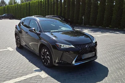2019' Lexus UX