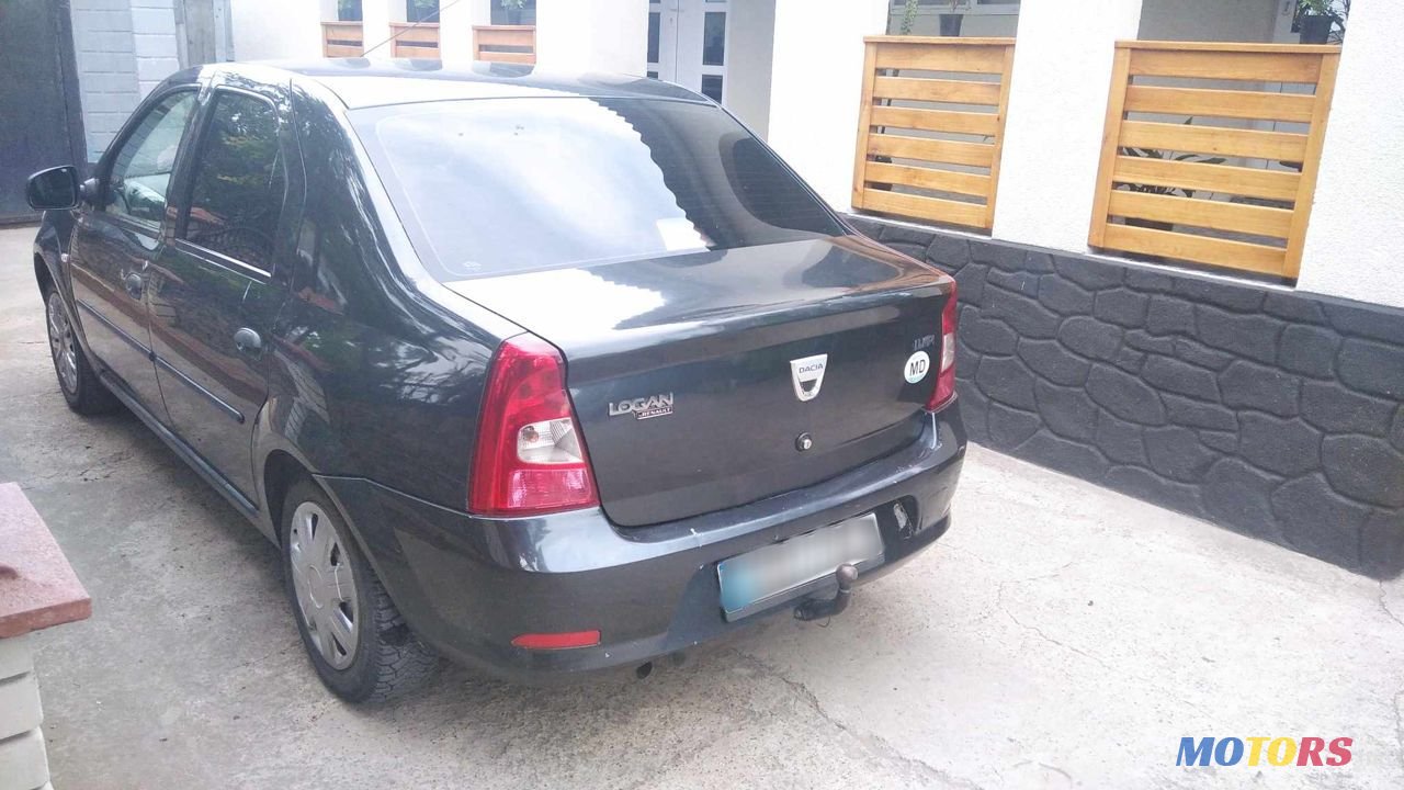2008' Dacia Logan photo #3