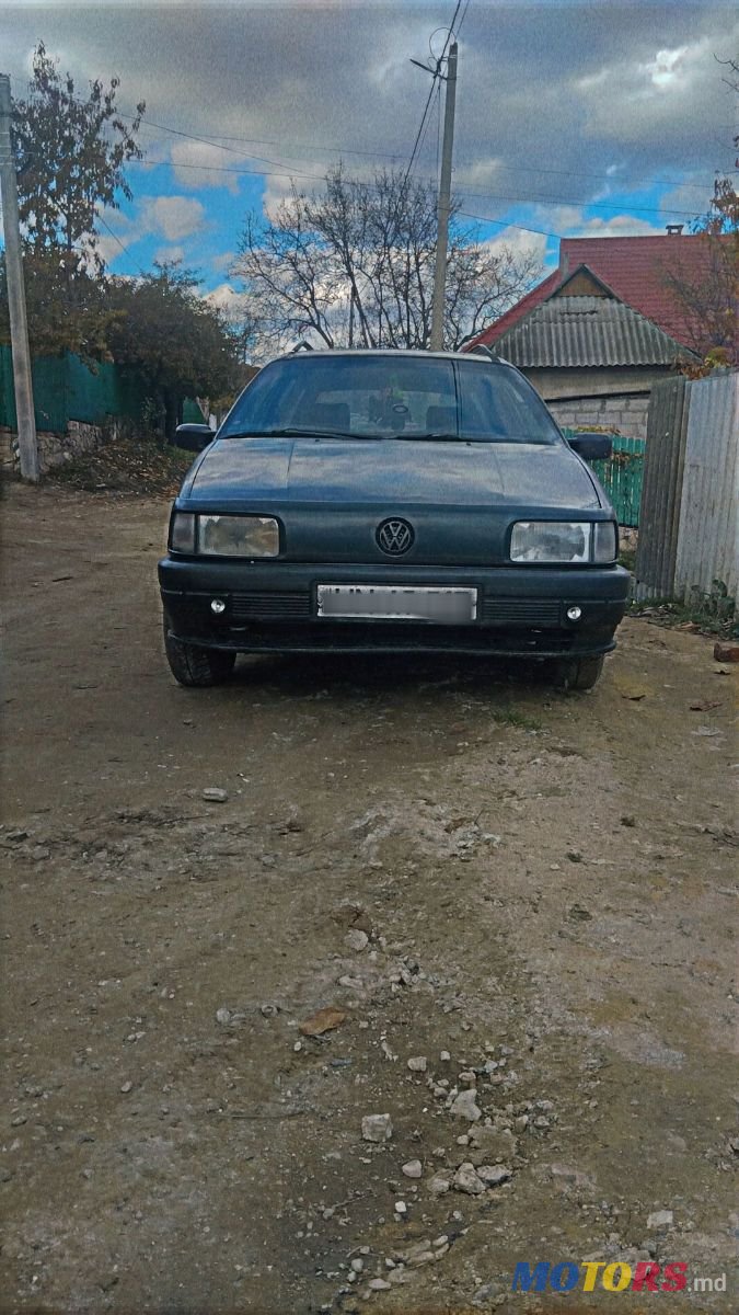 1993' Volkswagen Passat photo #2
