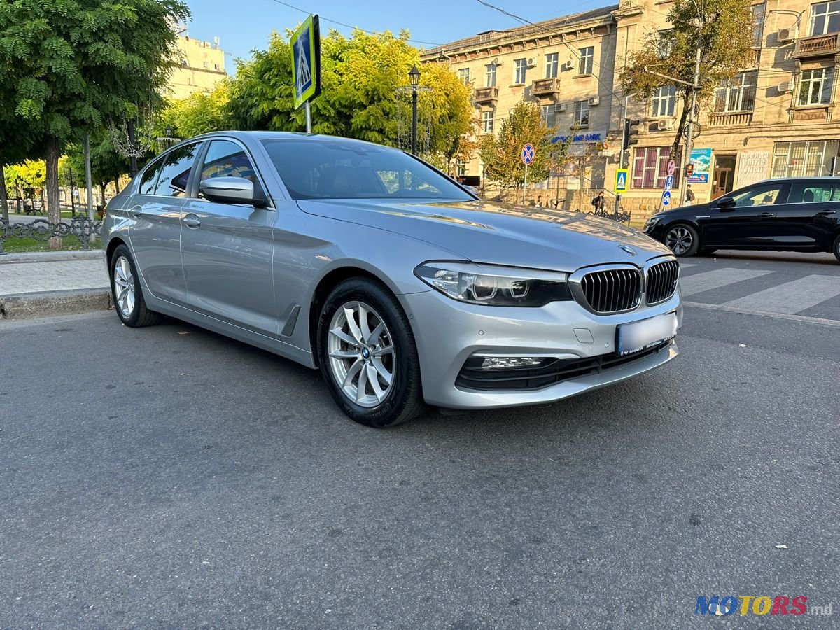 2017' BMW 5 Series photo #1
