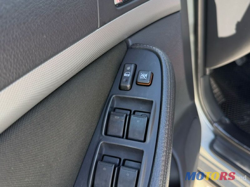 2007' Toyota Avensis photo #4