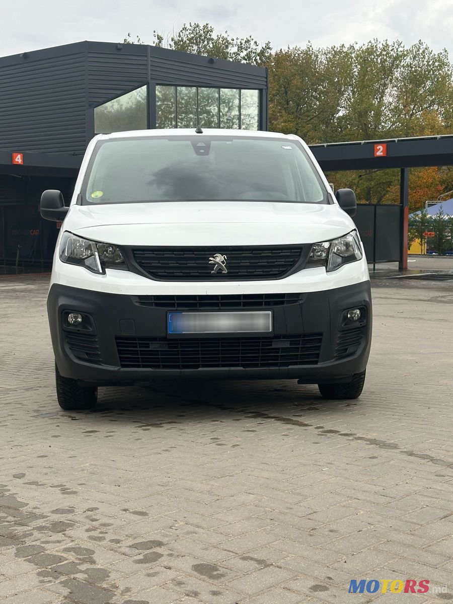 2020' Peugeot Partner photo #2