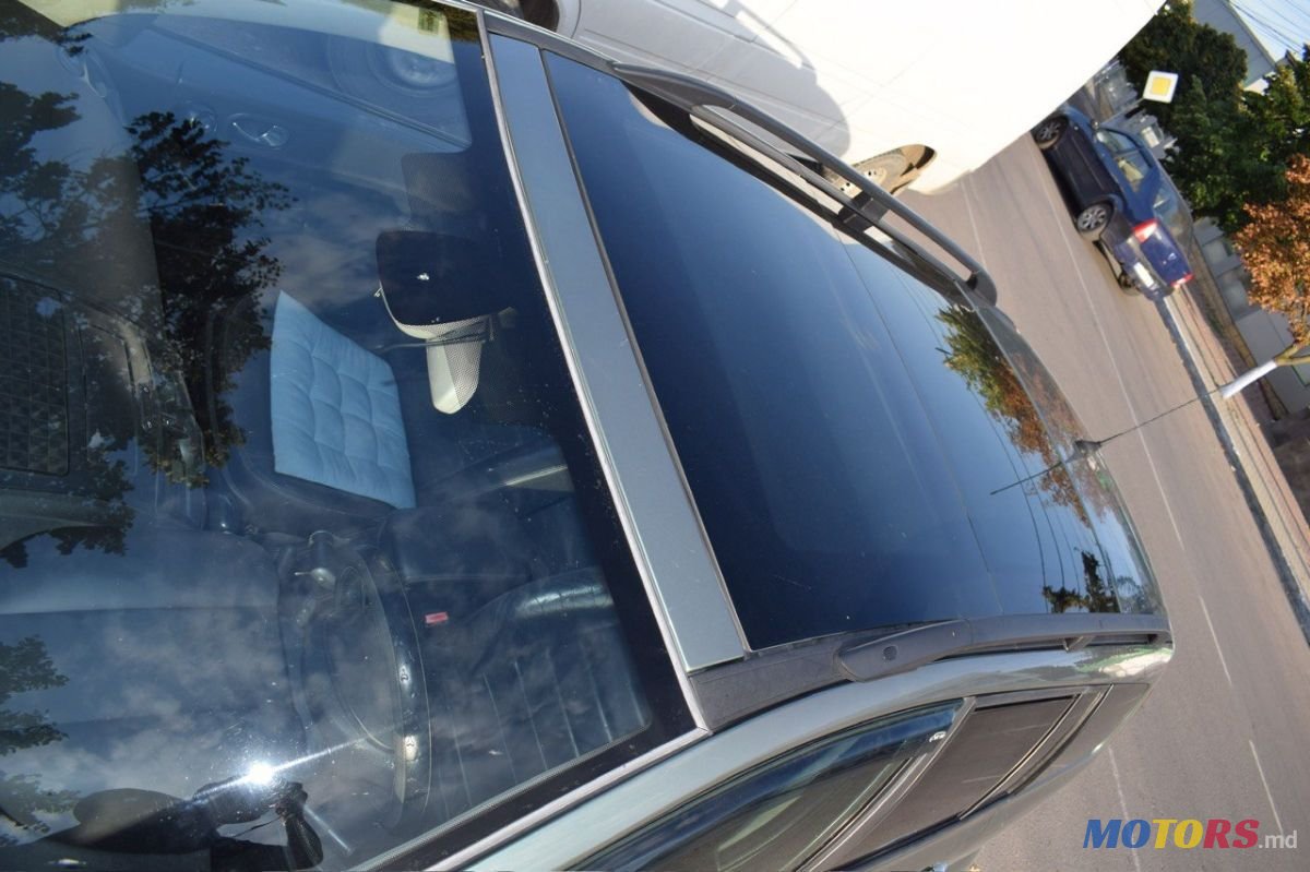 2005' Renault Megane photo #6