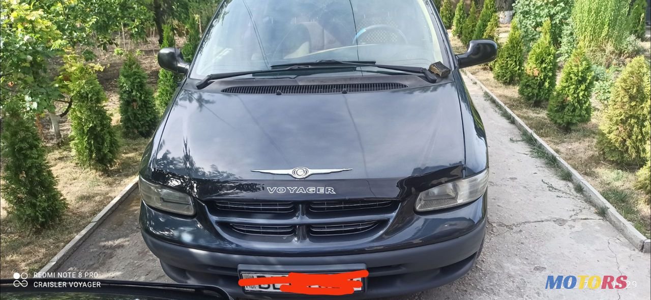 1998' Chrysler Voyager photo #6