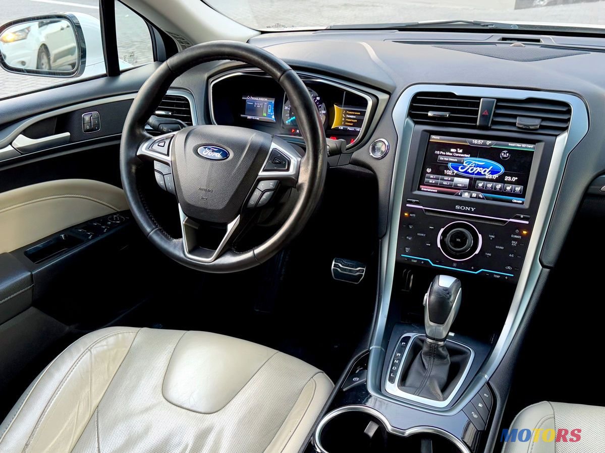 2015' Ford Fusion photo #6