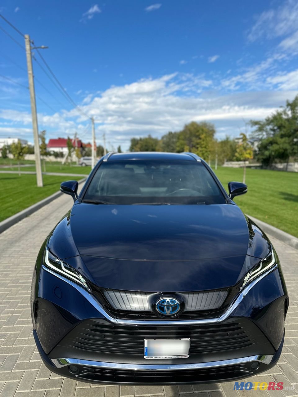 2021' Toyota Venza photo #5