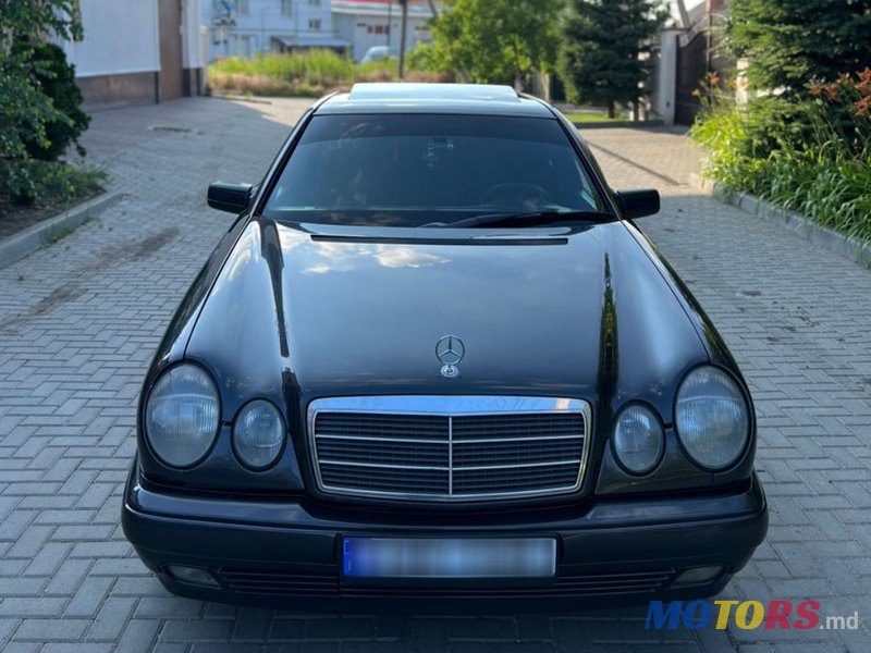 1997' Mercedes-Benz E Класс photo #3