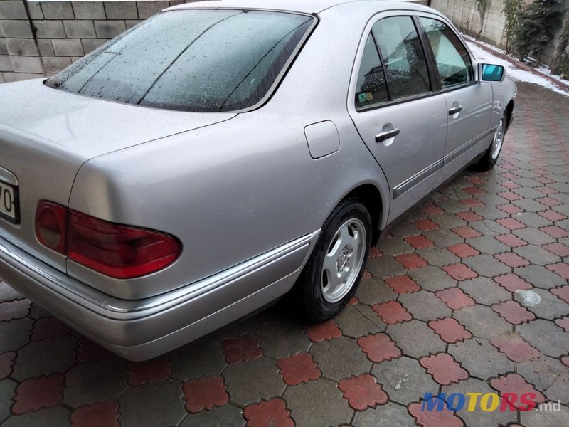 1998' Mercedes-Benz E Класс photo #4