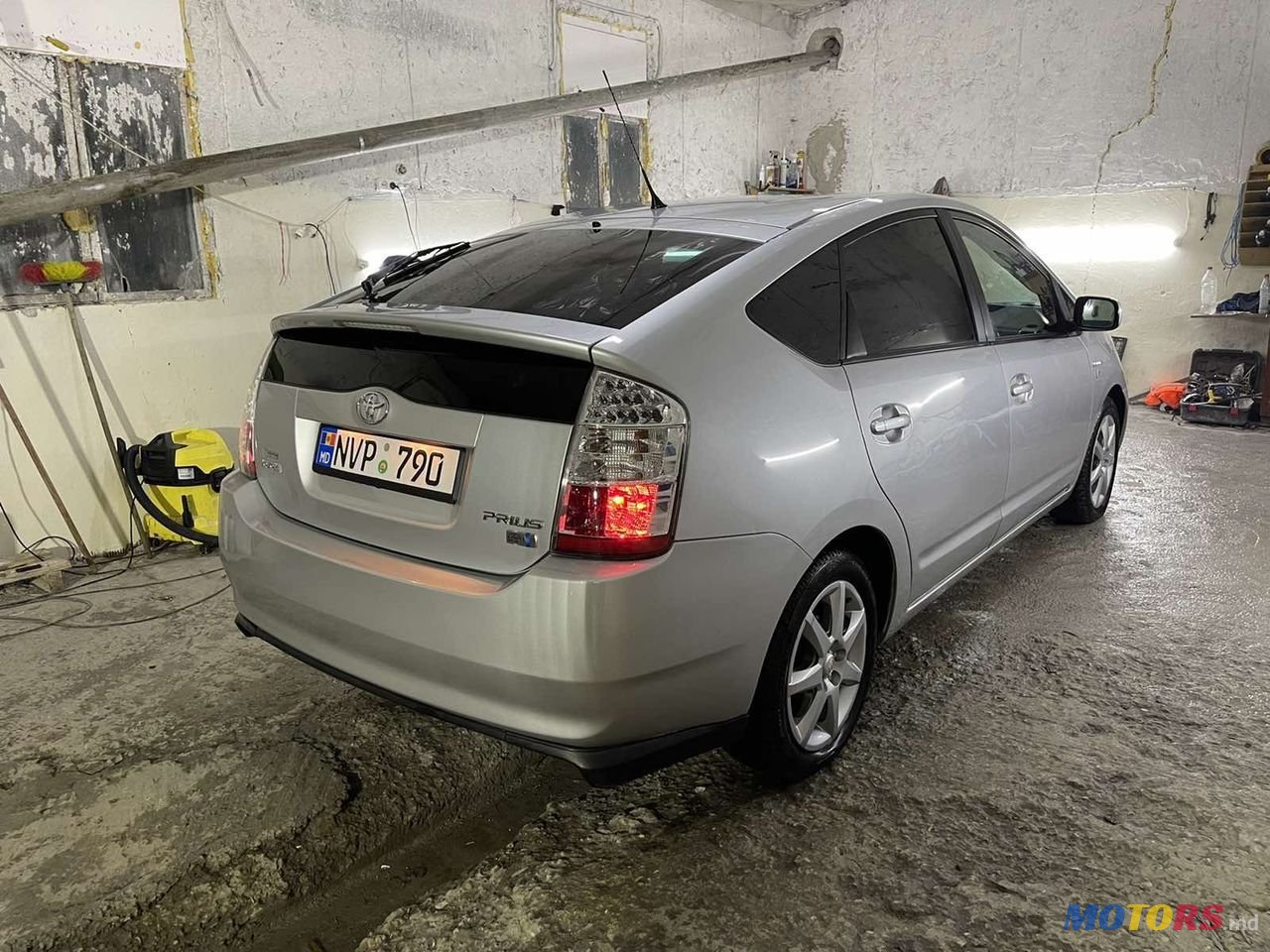 2007' Toyota Prius photo #3