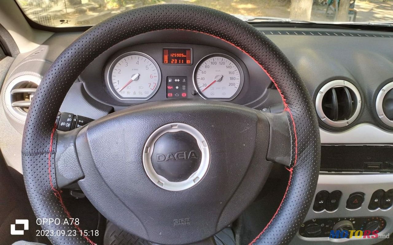 2010' Dacia Sandero photo #2