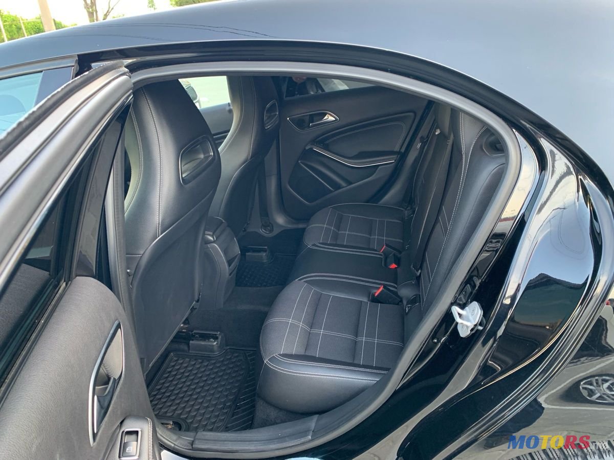 2013' Mercedes-Benz A Класс photo #5