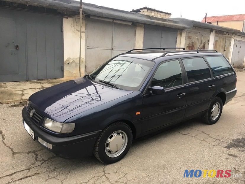 1994' Volkswagen Passat photo #3