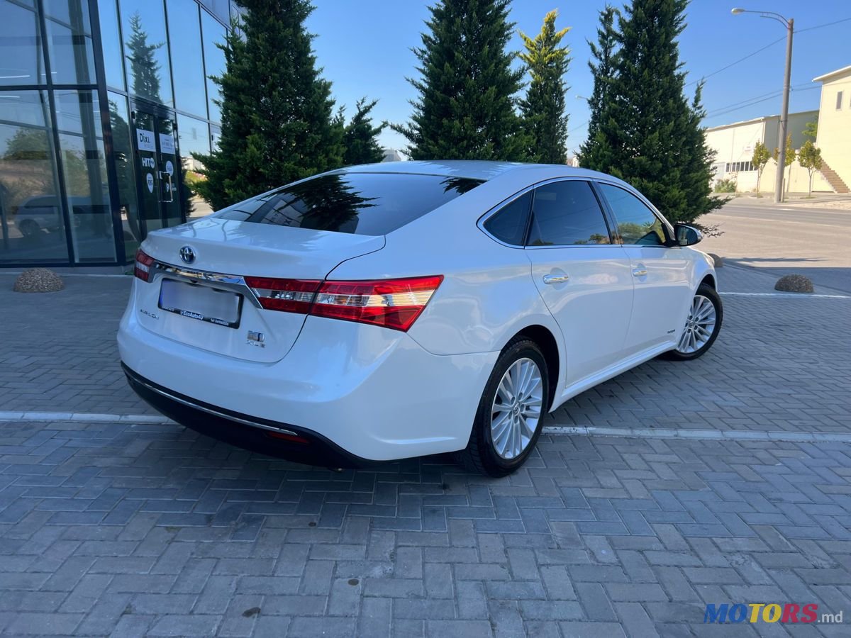 2013' Toyota Avalon photo #3