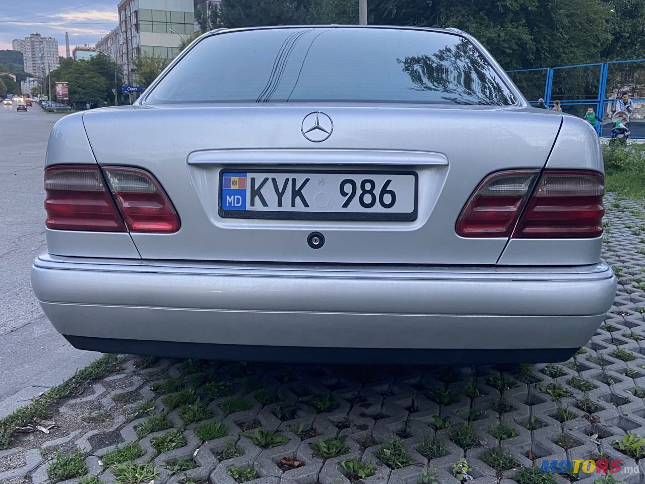 1998' Mercedes-Benz E Класс photo #3