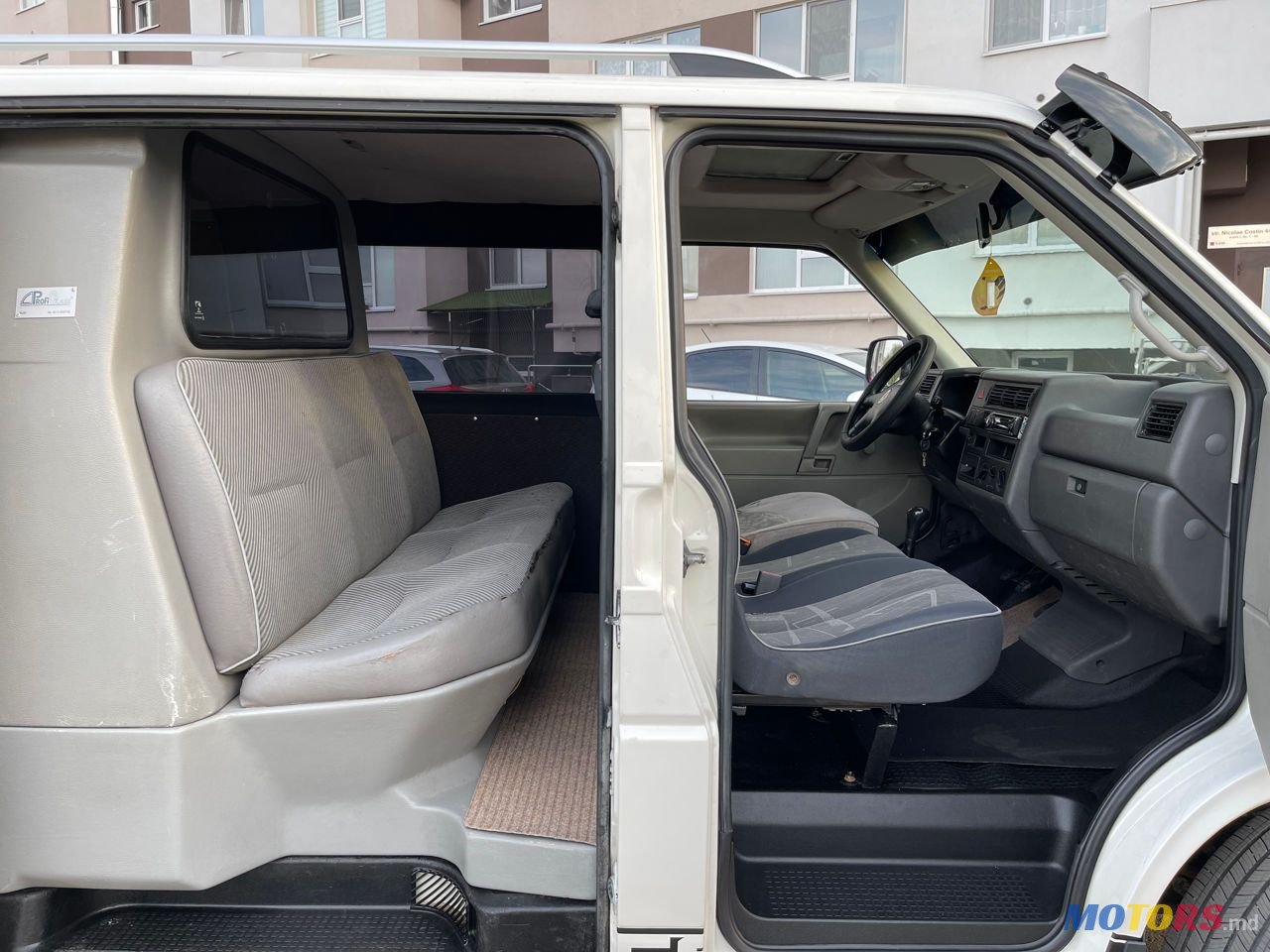 2000' Volkswagen Transporter photo #6