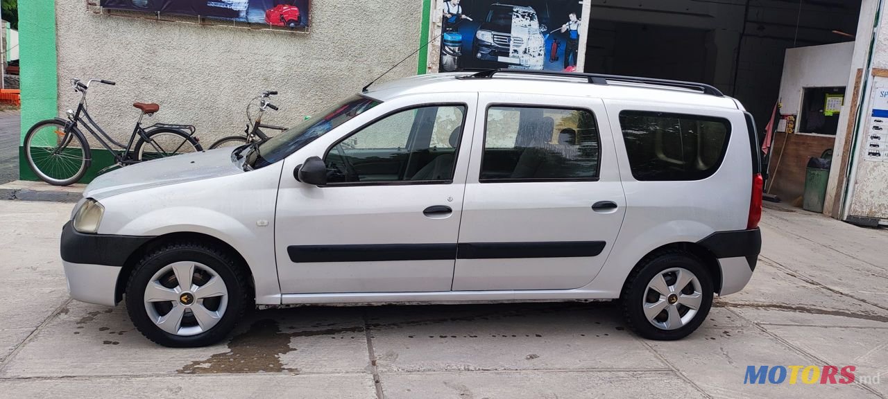 2007' Dacia Logan photo #5