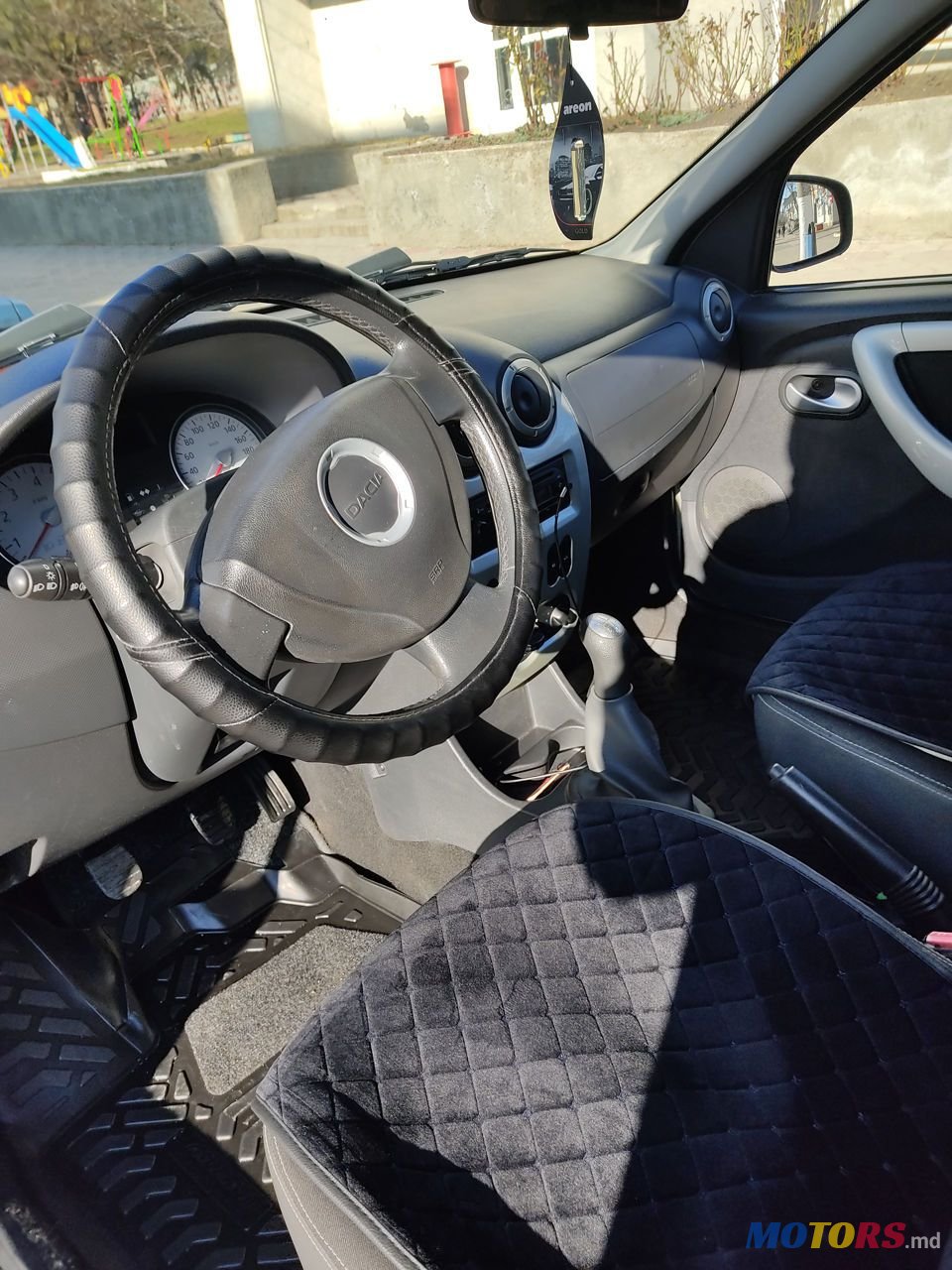 2011' Dacia Logan Mcv photo #5