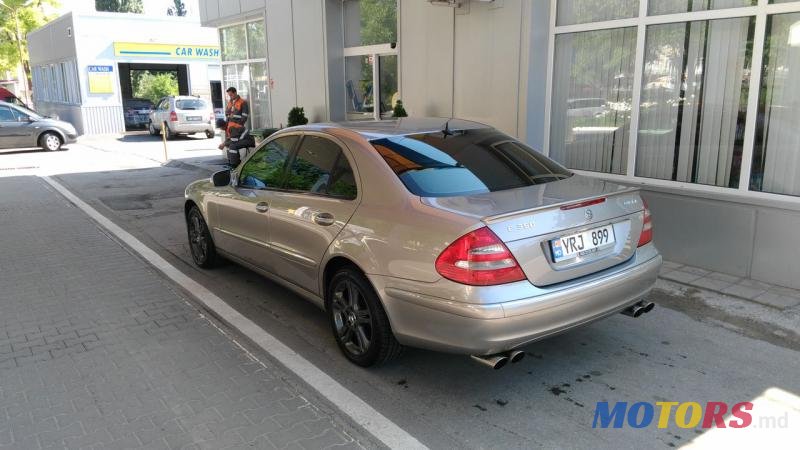 2006' Mercedes-Benz E-Class photo #3