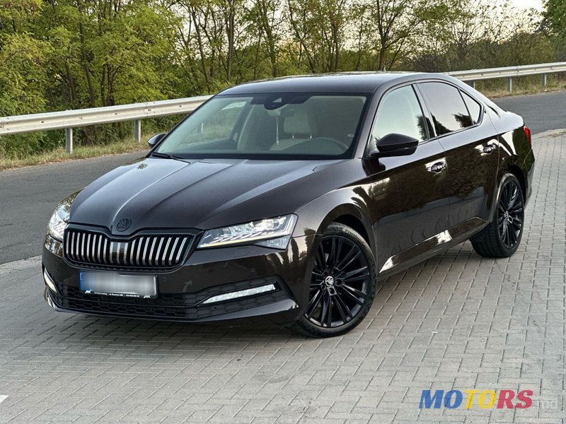 2020' Skoda Superb photo #3