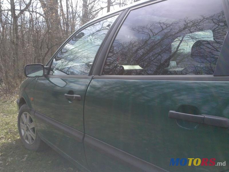 1995' Volkswagen Passat photo #4