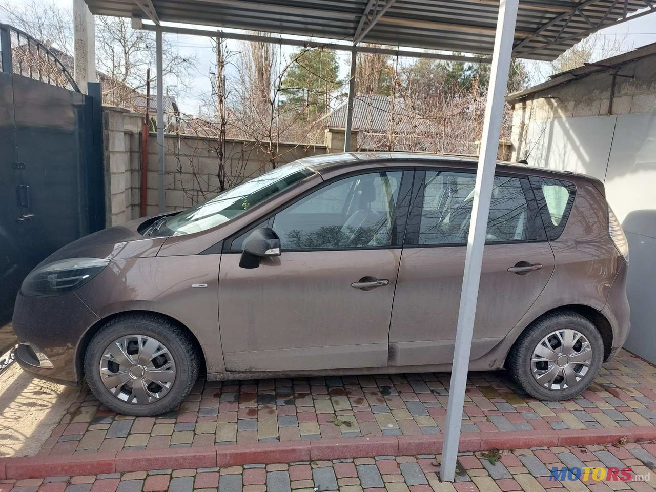 2013' Renault Scenic photo #4