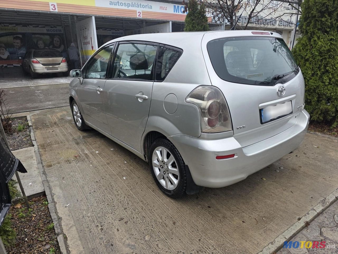 2006' Toyota Corolla Verso photo #2