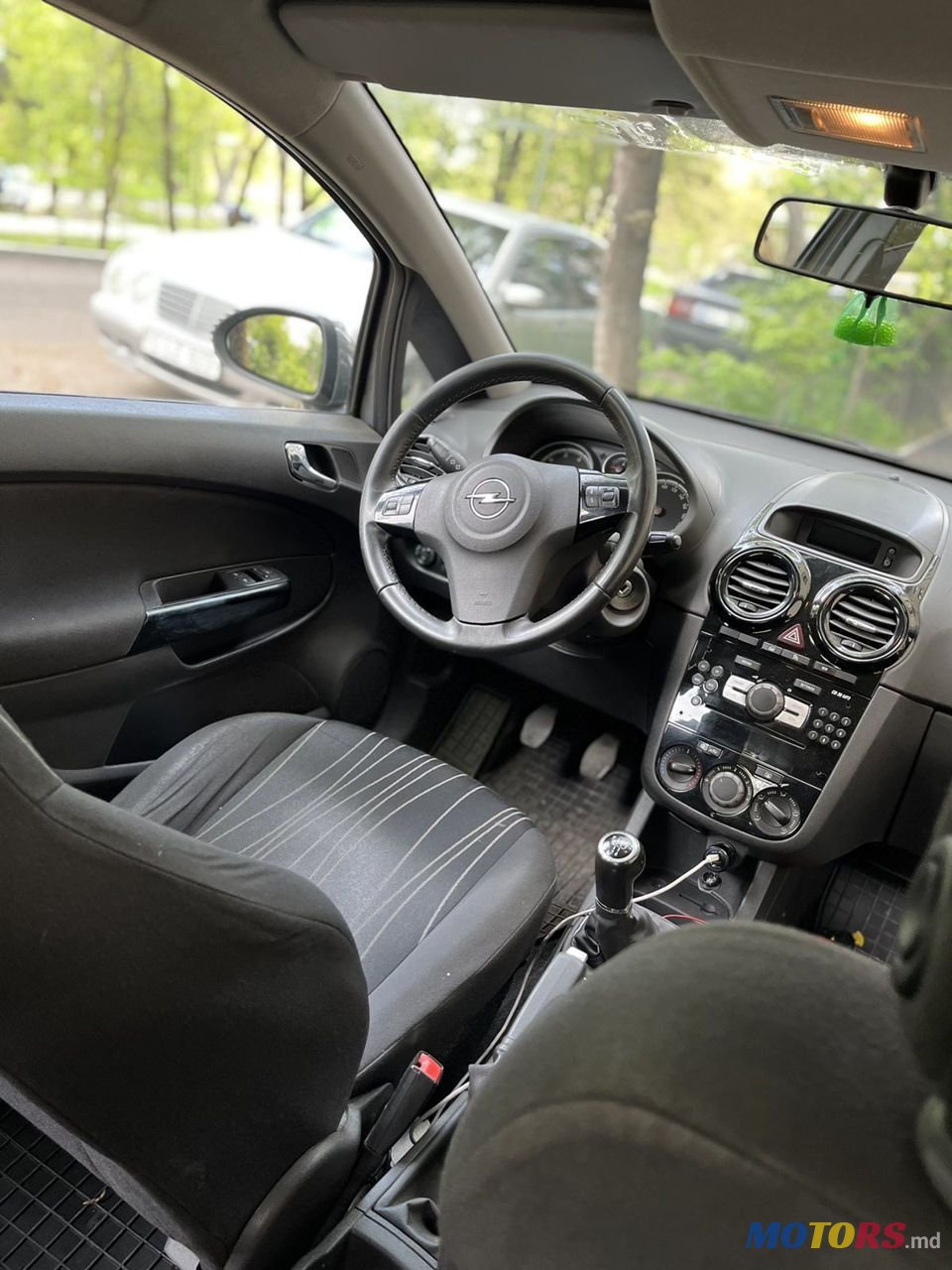 2010' Opel Corsa photo #4