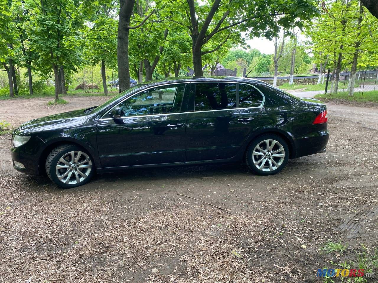 2010' Skoda Superb photo #5