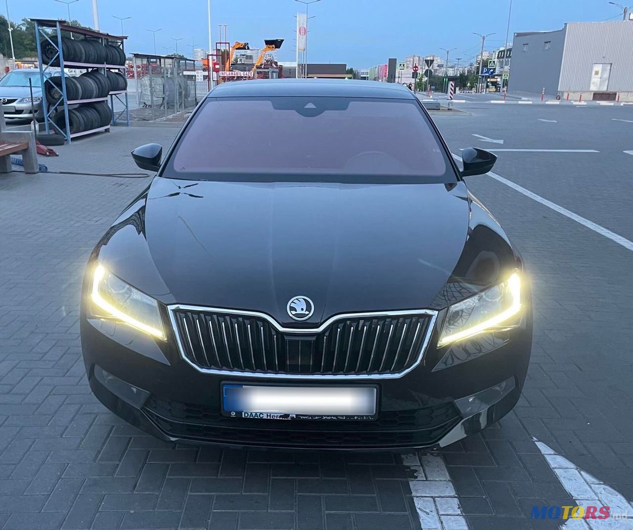 2019' Skoda Superb photo #3