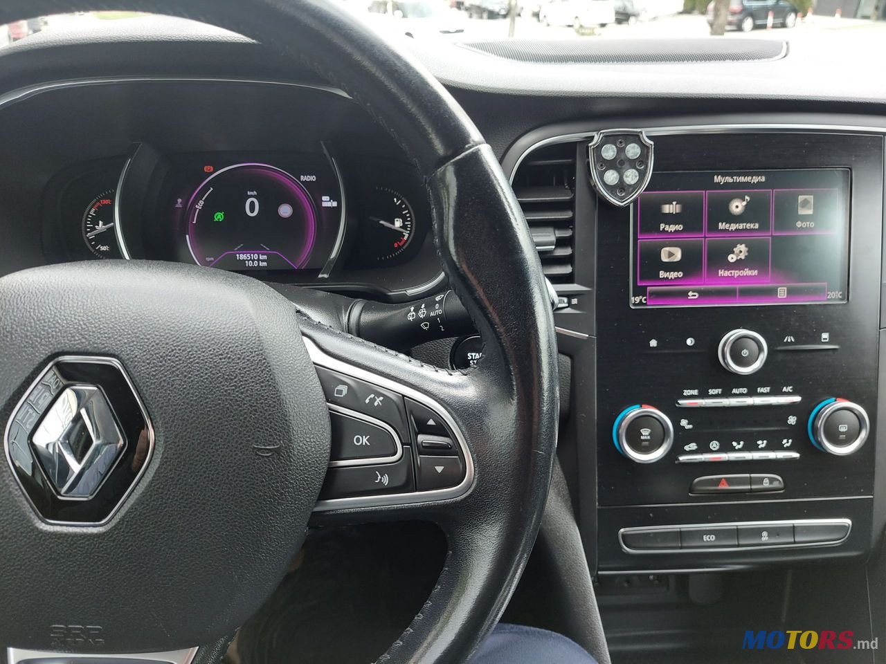 2017' Renault Megane photo #6