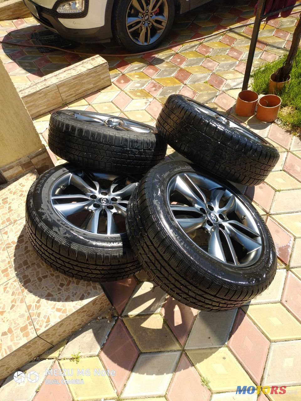 2015' Hyundai Santa Fe photo #4