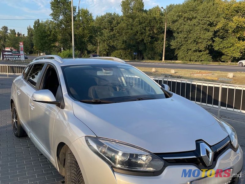 2014' Renault Megane photo #2