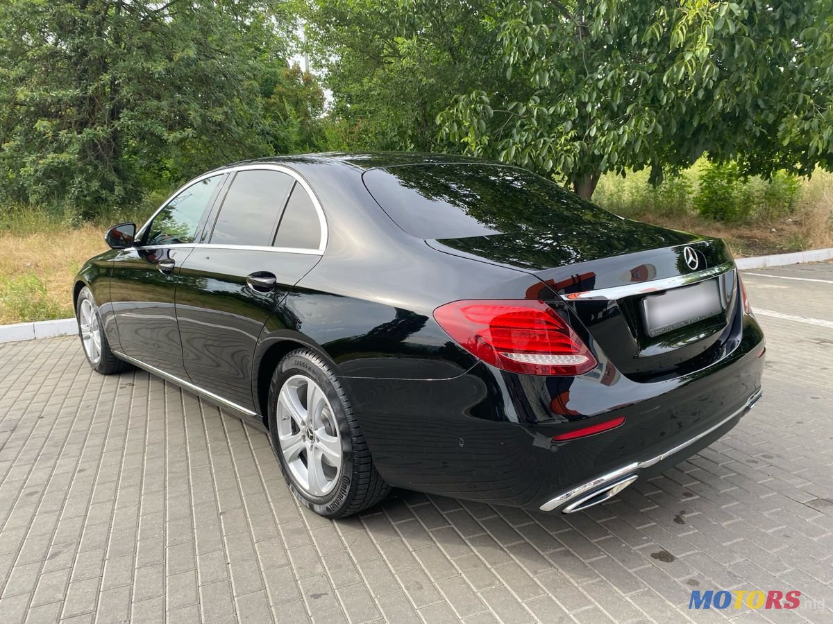 2017' Mercedes-Benz E-Class photo #5