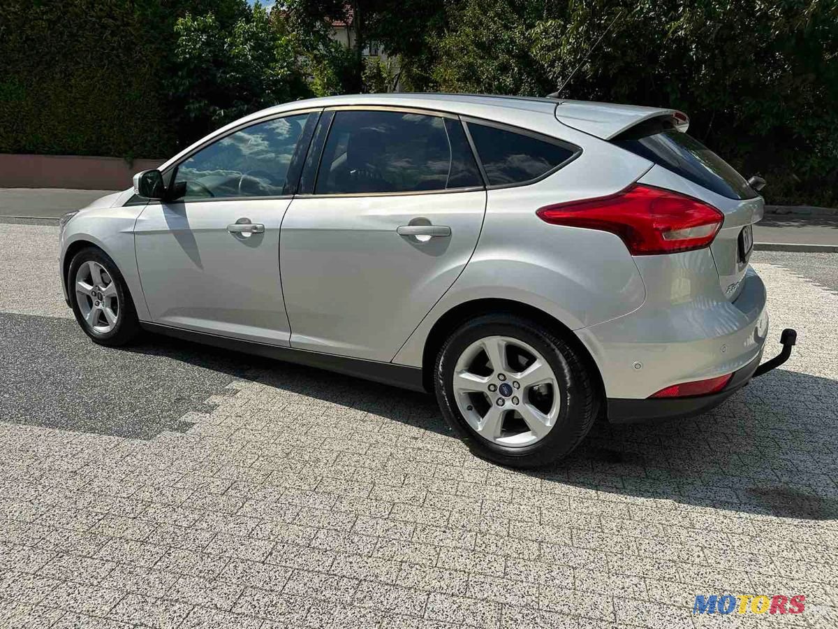 2016' Ford Focus photo #2
