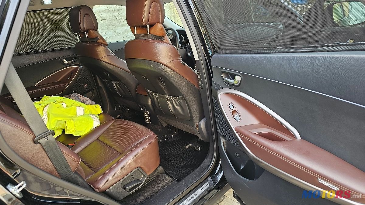 2018' Hyundai Santa Fe photo #3